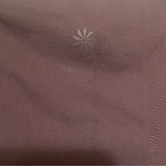 Athleta women's Foothill Crew Neck Split Back Tank in burgundy EUC - Picture 5 of 6